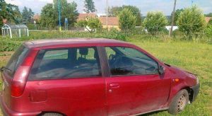 Rozpredám Fiat Punto I. 1,1i 40kw a 1,2i 54kw rv. 99 na nahradné diely